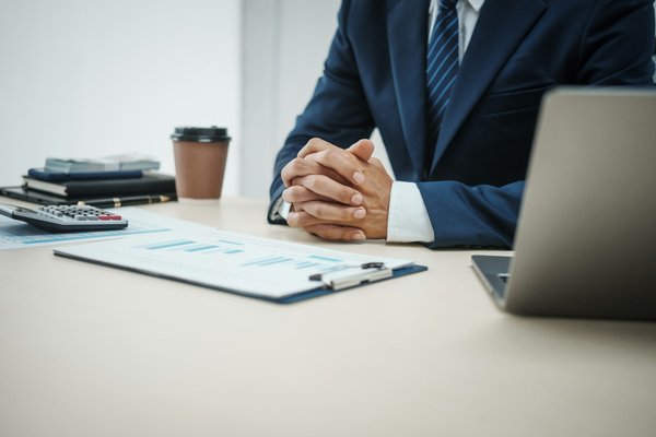 Investir dans les fonds private equity : avantages et opportunités